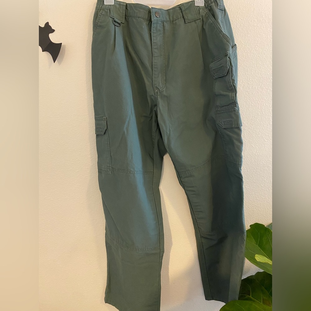 5.11 TACTICAL MENS PANTS GREEN SIZE 38/32